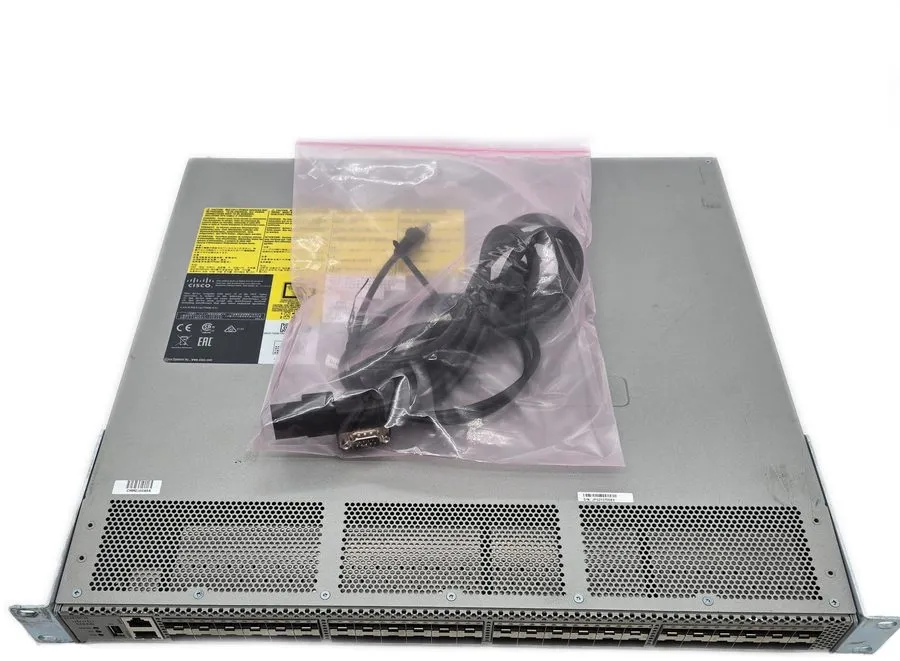 Коммутатор Cisco DS-C9148S-K9 MDS 9148S 16G Fibre Channel Fabric Switch 48-Port — фото лота 2