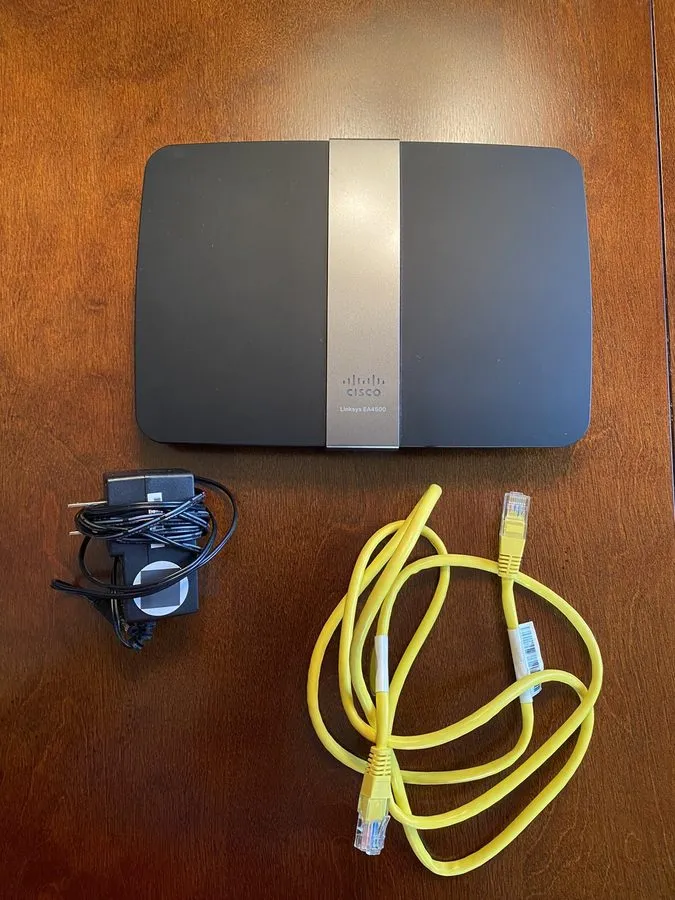 Маршрутизатор Cisco Linksys EA4500 Dual-Band N900 WiFi Router Gigabit USB