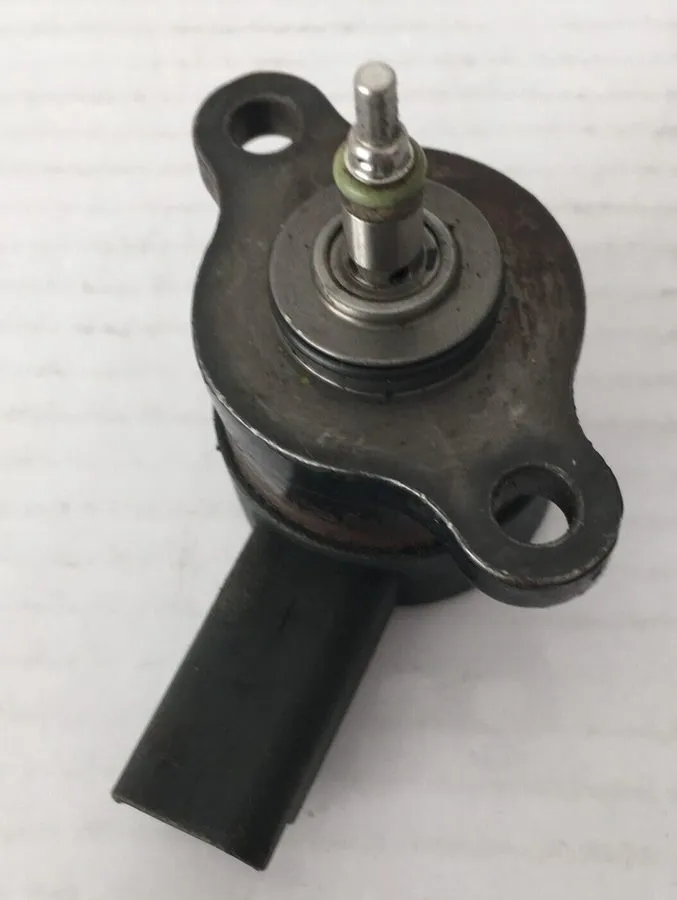 Трубопроводная арматура Fuel Pressure Regulator 0281002493 Replacement Fit Peuge