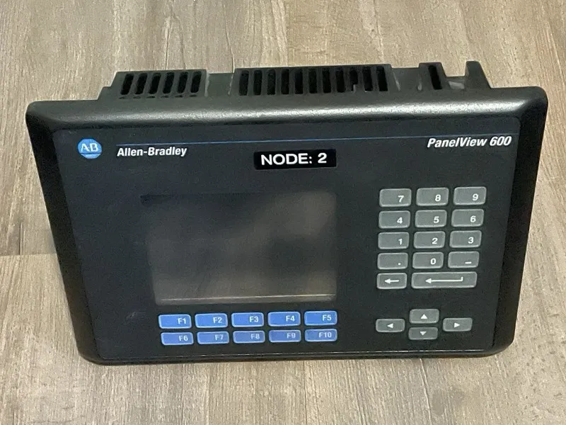 Панель оператора Allen Bradley PanelView 600 2711-B6C2 SER B Operator Interface  — фото лота 1