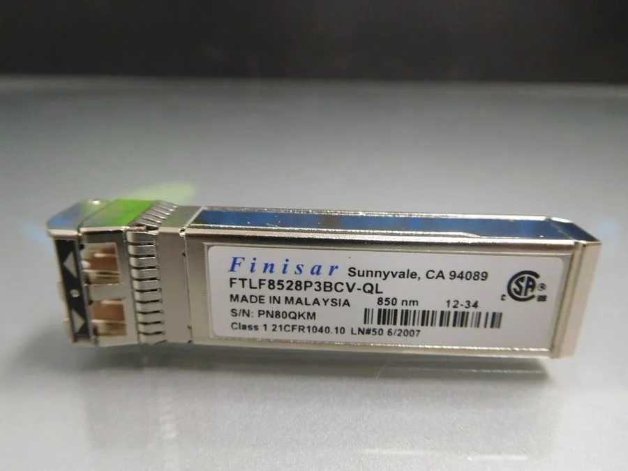 Трансивер FTLF8528P3BCV-QL Finisar 8.5Gbps 850nm SFP+ Transceiver Grade A