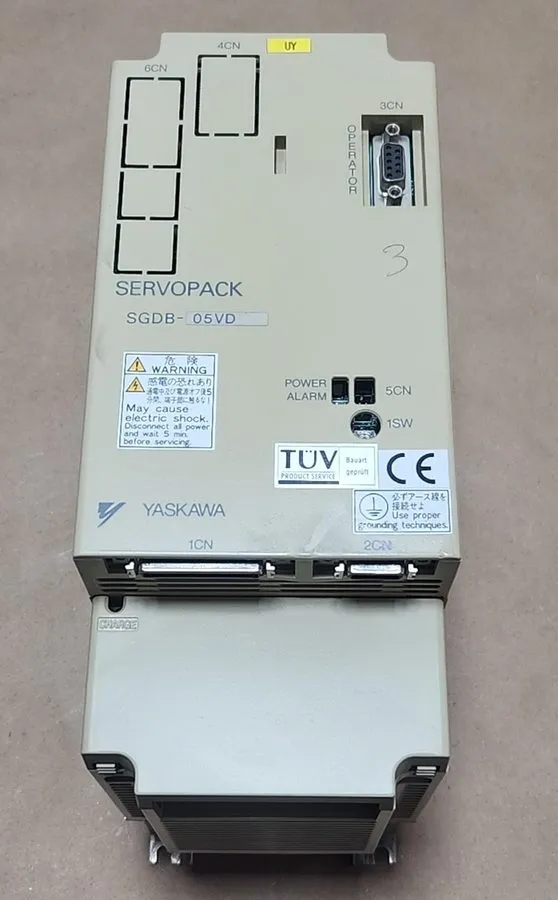 Сервопривод Yaskawa SGDB-05VD Servopack Servo Drive 200-230VAC 0-230VAC 3PH 0.60