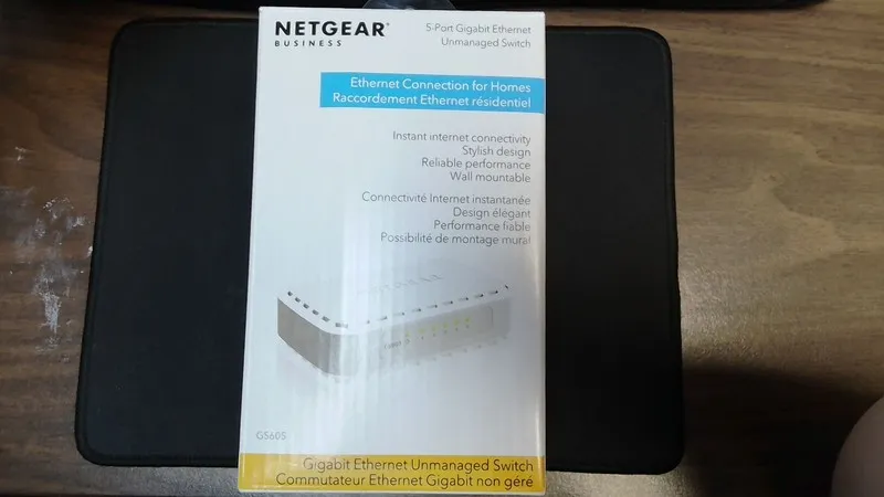 Коммутатор NETGEAR 5-Port Gigabit Ethernet Switch (GS605NA) -fast