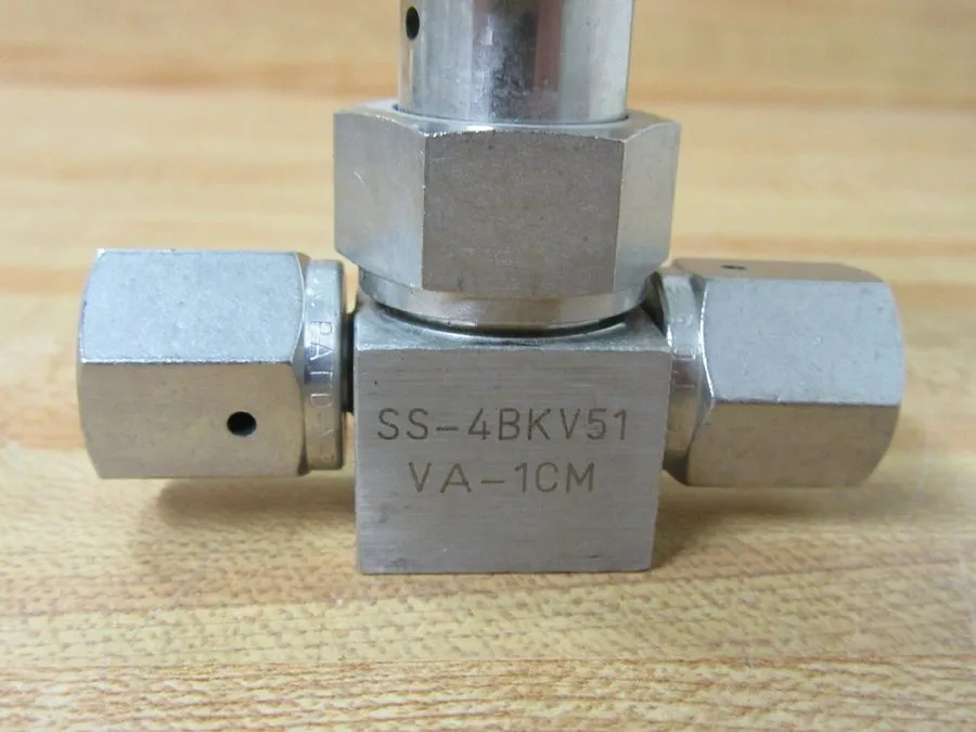 Клапан Swagelok SS-4BK-V51 Stainless Steel Bellows Sealed Valve FNSP