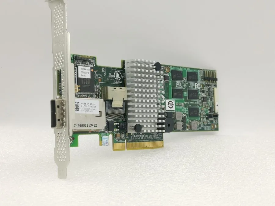 Контроллер LSI MegaRAID SAS 9280-4i4e 6Gb/s 8-Port RAID Controller w/ iBBU08 Bat