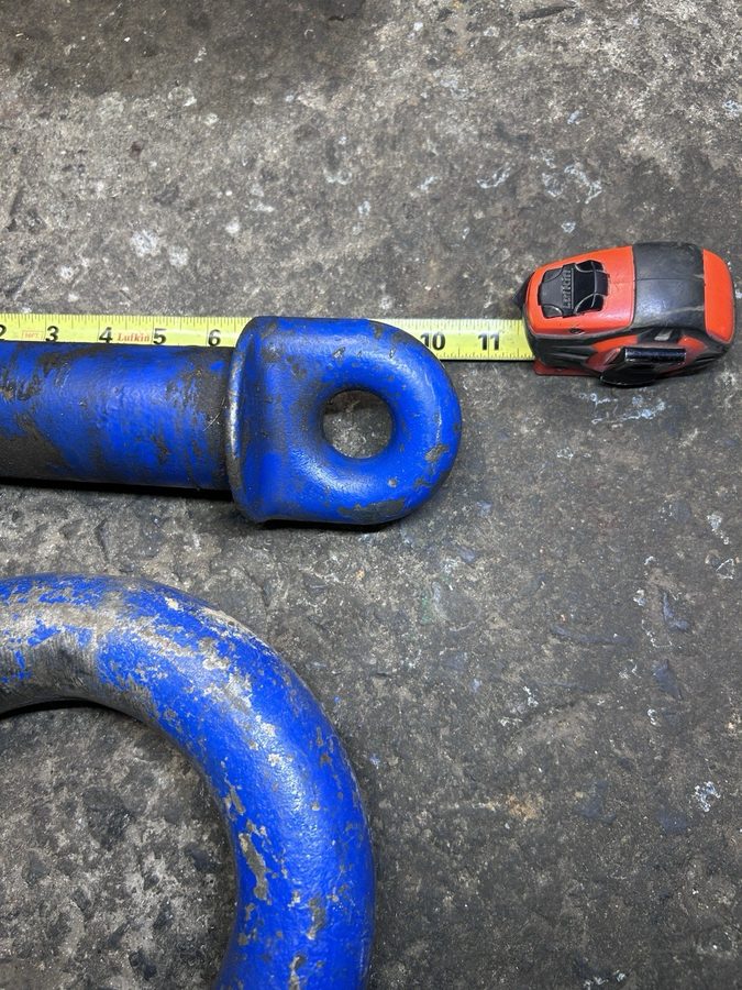 Такелажная скоба Campbell 5412405 1-1/2" Screw Pin Anchor Shackle But In Great C — фото лота 1