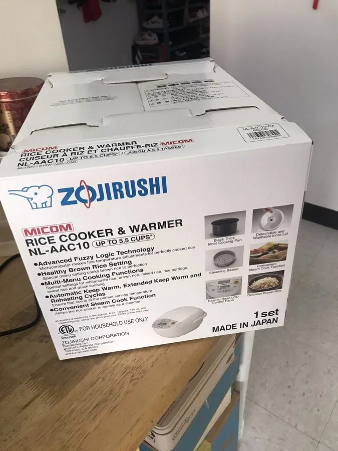 Рисоварка Zojirushi NL-AAC10 5.5 cups Micom Rice Cooker and Warmer Steamer Japan — фото лота 1