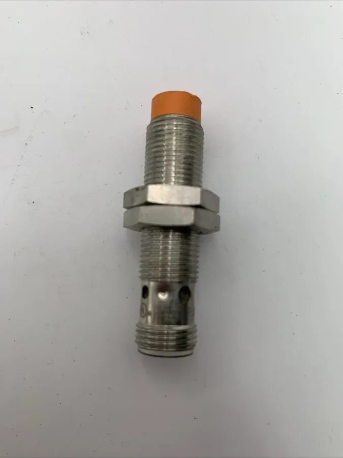 Датчик приближения IFM IFS205 Sensor&Proximity Switch — фото лота 1
