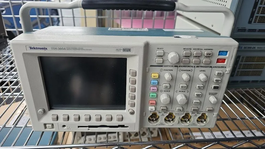 Осциллограф Tektronix TDS3054 4 CH DPO Oscilloscope 500MHz 5GSa/s, TRG FFT