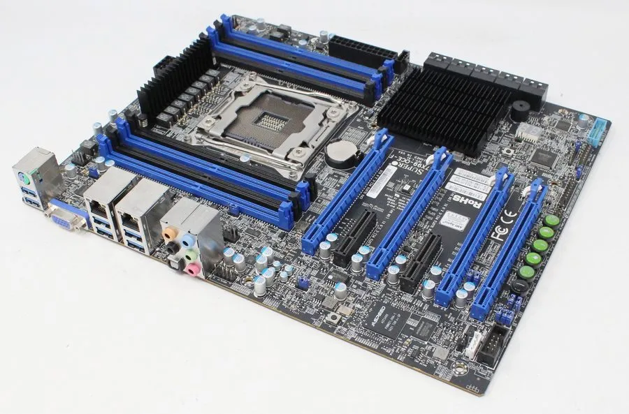 Материнская плата Supermicro C7X99-OCE-F Motherboard