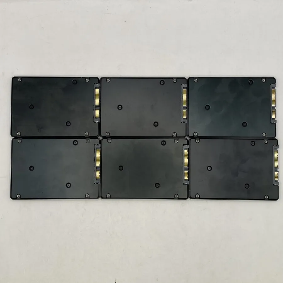 SSD-накопитель Samsung PM871 128GB 2.5" SATA 6Gb/s Solid State Drive SSD MZ-7LN1