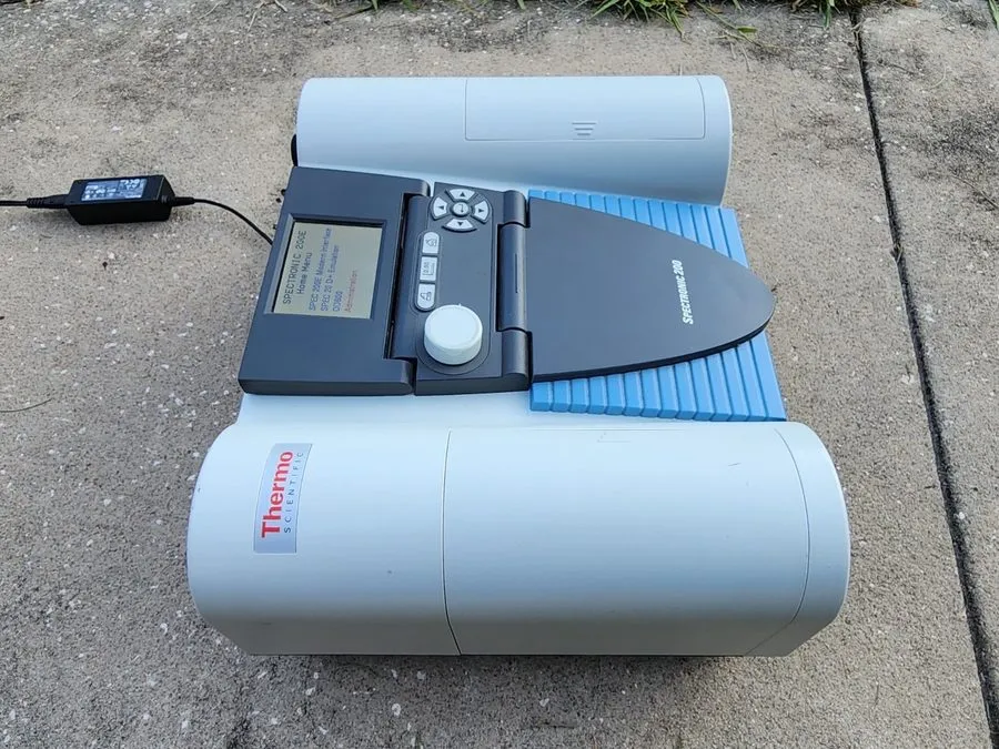 Спектрофотометр 222-265500 Thermo Fisher Scientific SPECTRONIC 200 spectrophotom — фото лота 2