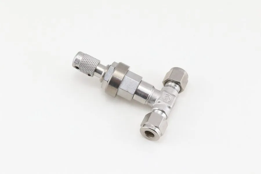 Клапан Swagelok SS-4MG stainless steel metering valve