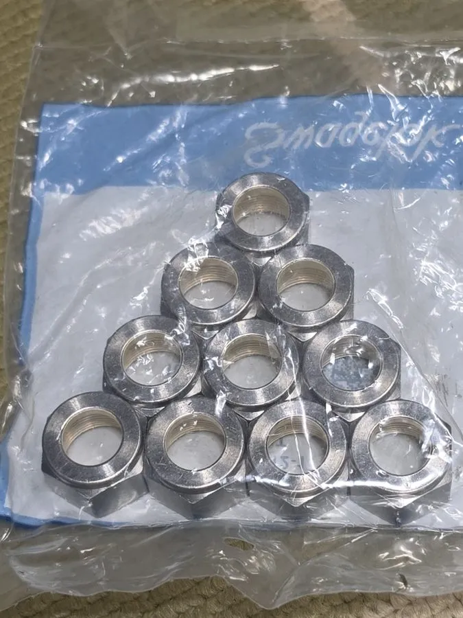 Фитинг Bag of 10 SWAGELOK SS-812-1 NUT