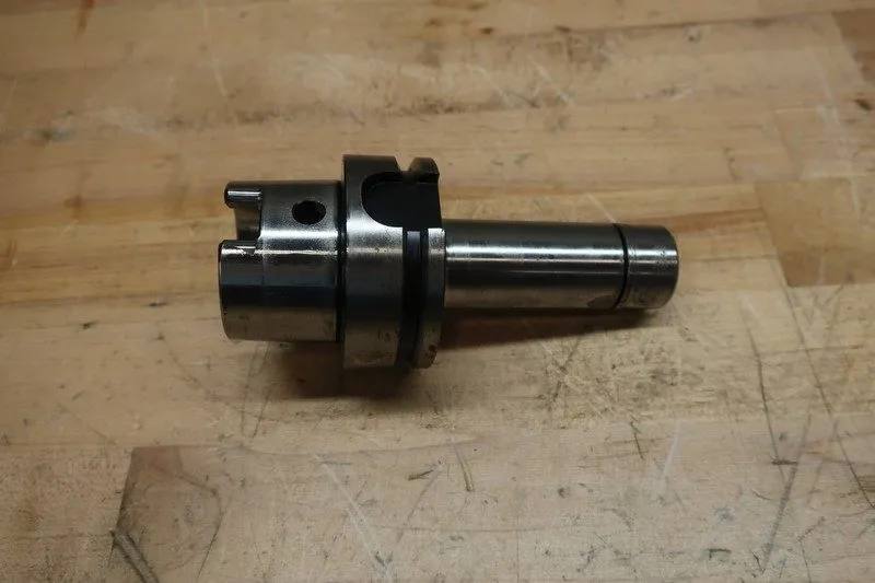 Режущий инструмент Lyndex Nikken HSK63A-SK10C-105P Collet Chuck