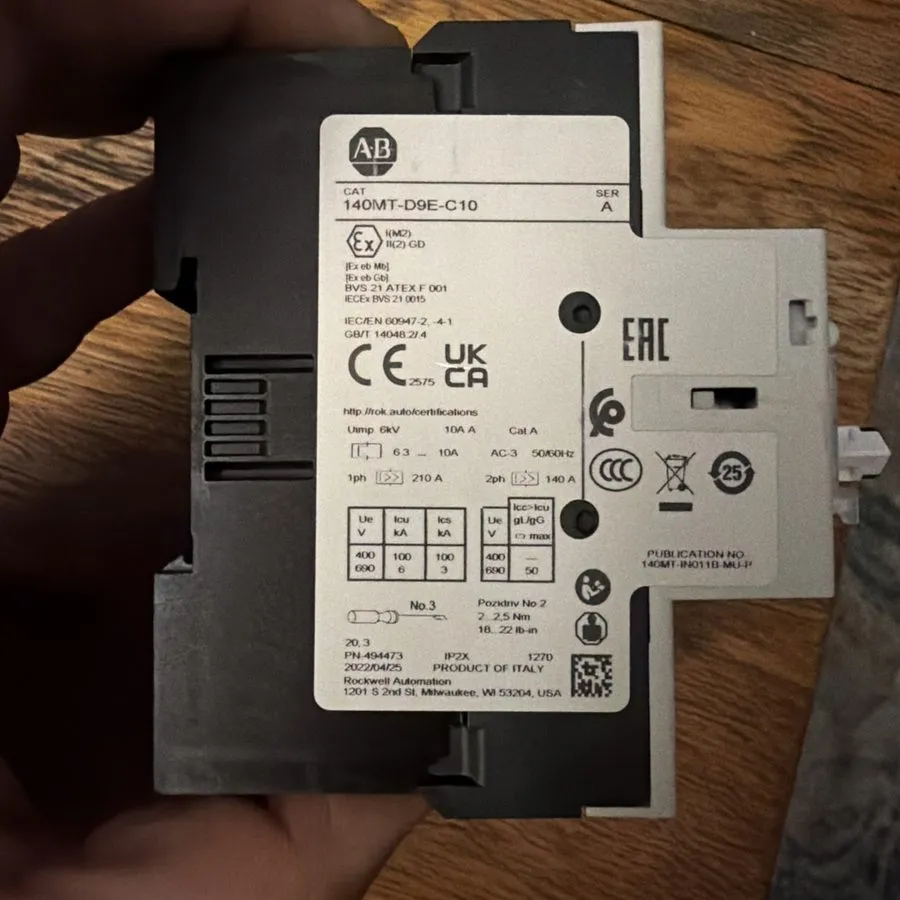 Автоматический выключатель Allen Bradley 140MT-D9E-C10 Motor Protection Circuit 