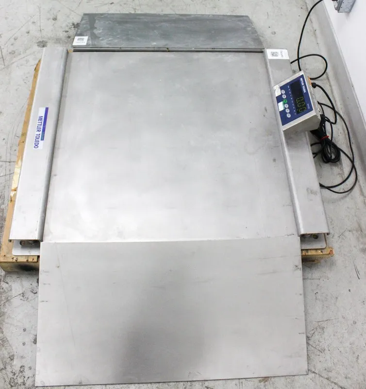 Датчик Mettler Toledo IND226 Floor Scale Industrial Weighing Terminal — фото лота 1