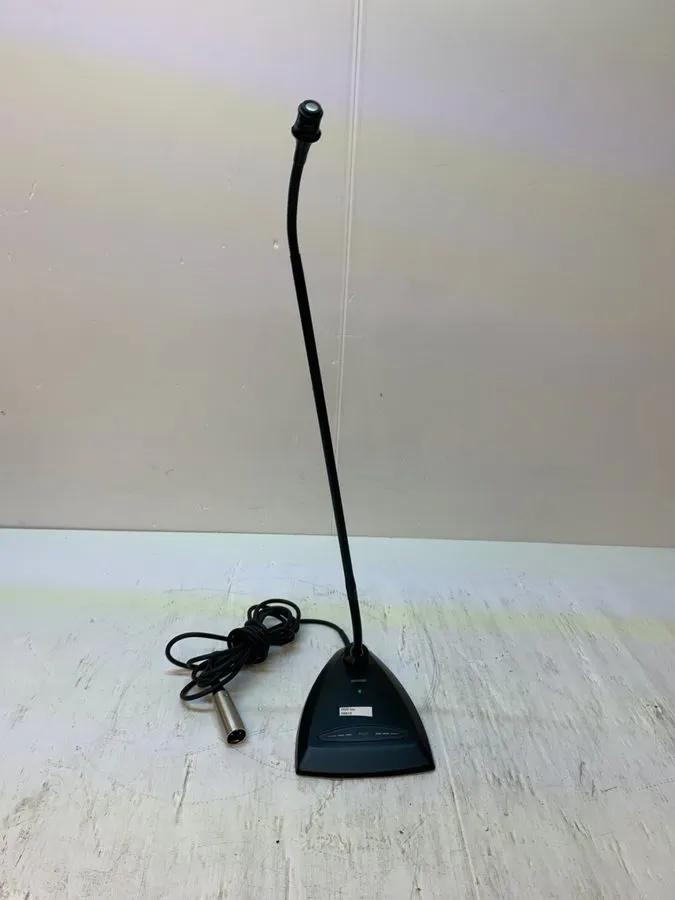 Микрофон Shure MX418D/S 18" Supercardioid Desktop Gooseneck Condenser Microphone