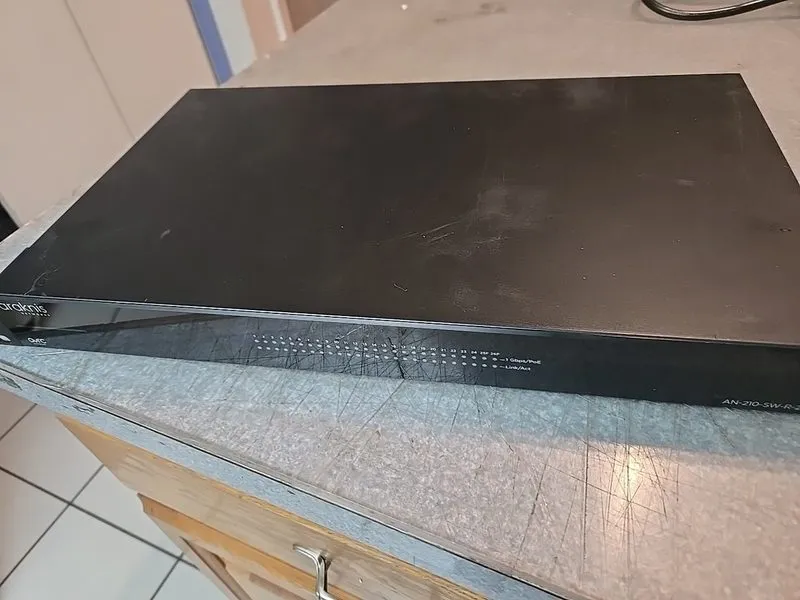 Коммутатор Araknis AN-210-SW-R-24-POE Gigabit POE Network Switch 24 Port Rackmou