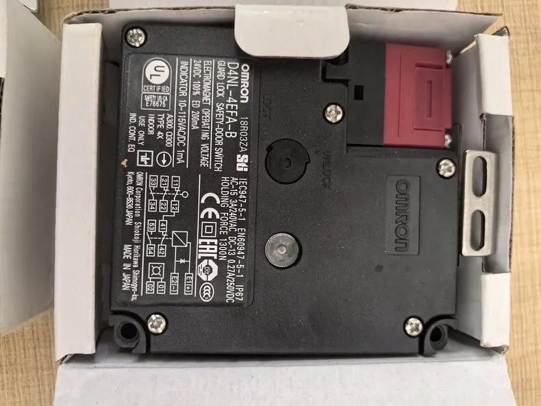 Коммутатор Omron D4NL-4EFA-B Electromagnetic Lock Safety Door Switch