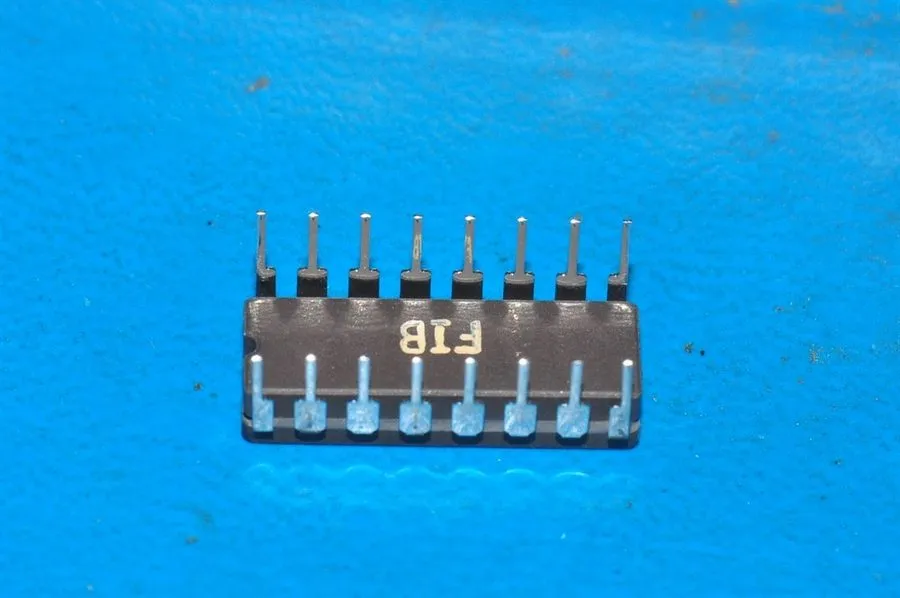 Микросхема SNJ54LS169BJ TEXAS INSTRUMENTS IC Logic — фото лота 2