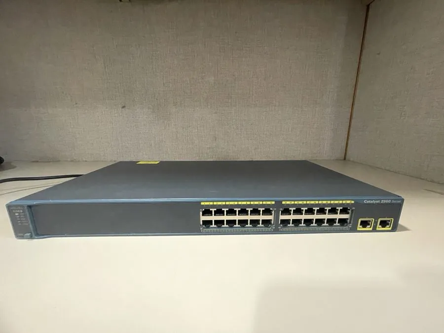 Коммутатор Cisco Catalyst 2960 C Series PoE Switch 20 Port 2 SFP