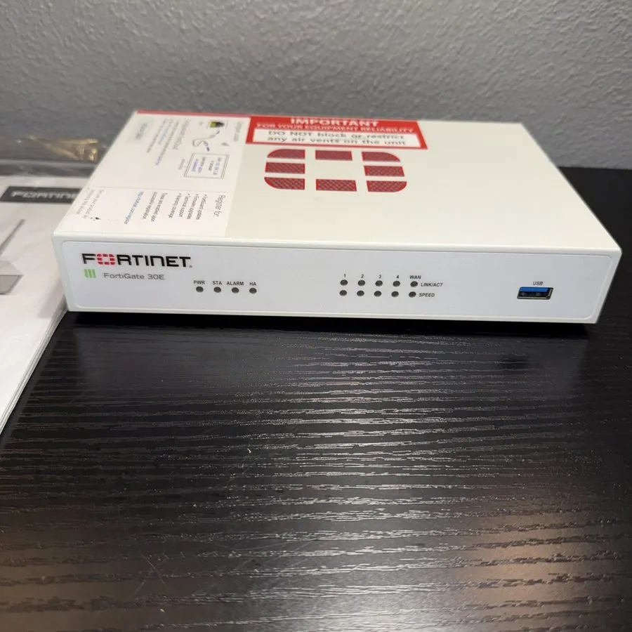 Межсетевой экран FORTINET FortiGate 30E Network Security/Firewall Appliance — фото лота 1