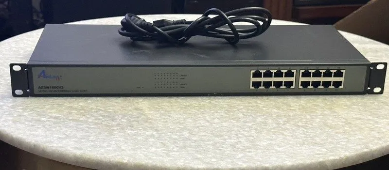 Коммутатор Airlink 101 AGSW2400V2 24-Port 10/100/1000 Ethernet Switch k33