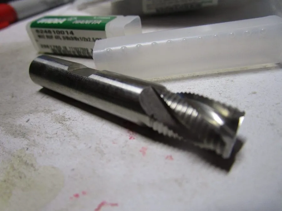 Режущий инструмент Widia 6286110 0.1875" Milling Dia 0.6250" LOC 2.0000" OAL 2 F — фото лота 1