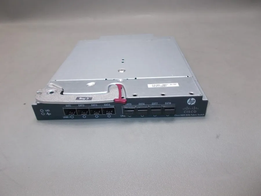 Сервер CISCO DS-HP-8GFC-K9 8Gbps FC Switch