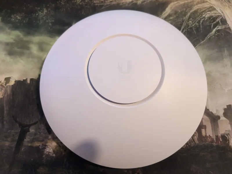 Точка доступа Wi-Fi Ubiquiti UniFi 6 Long-Range Access Point U6-LR WiFi 6 PoE