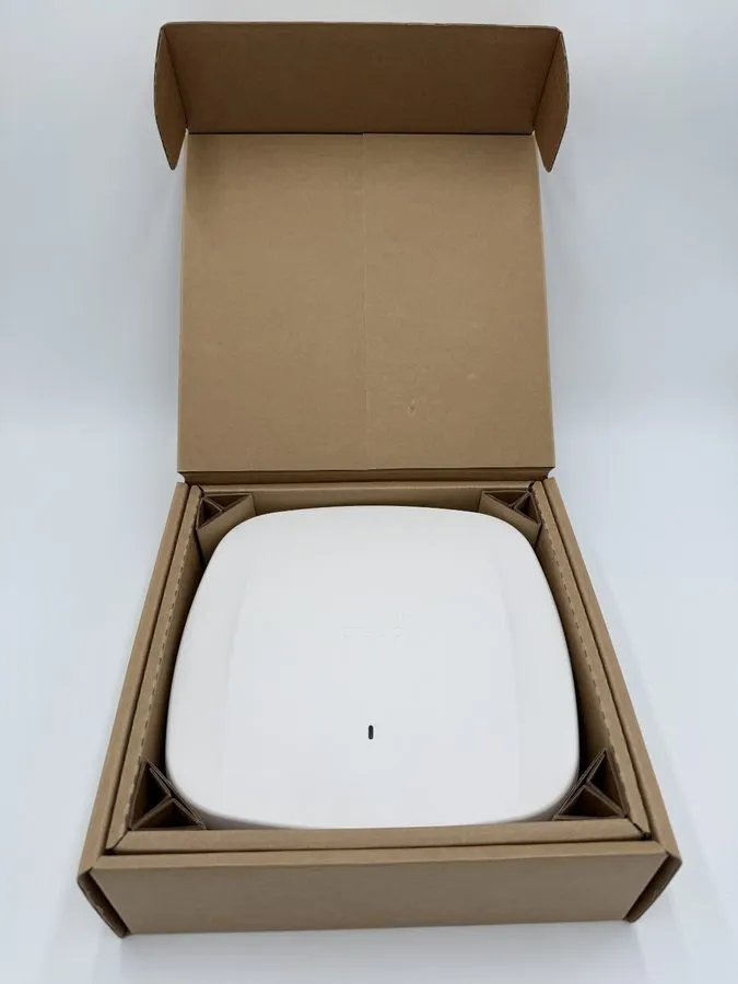 Точка доступа Wi-Fi Cisco Meraki CW9164I-MR Catalyst 9164 WiFi 6E Access Point U