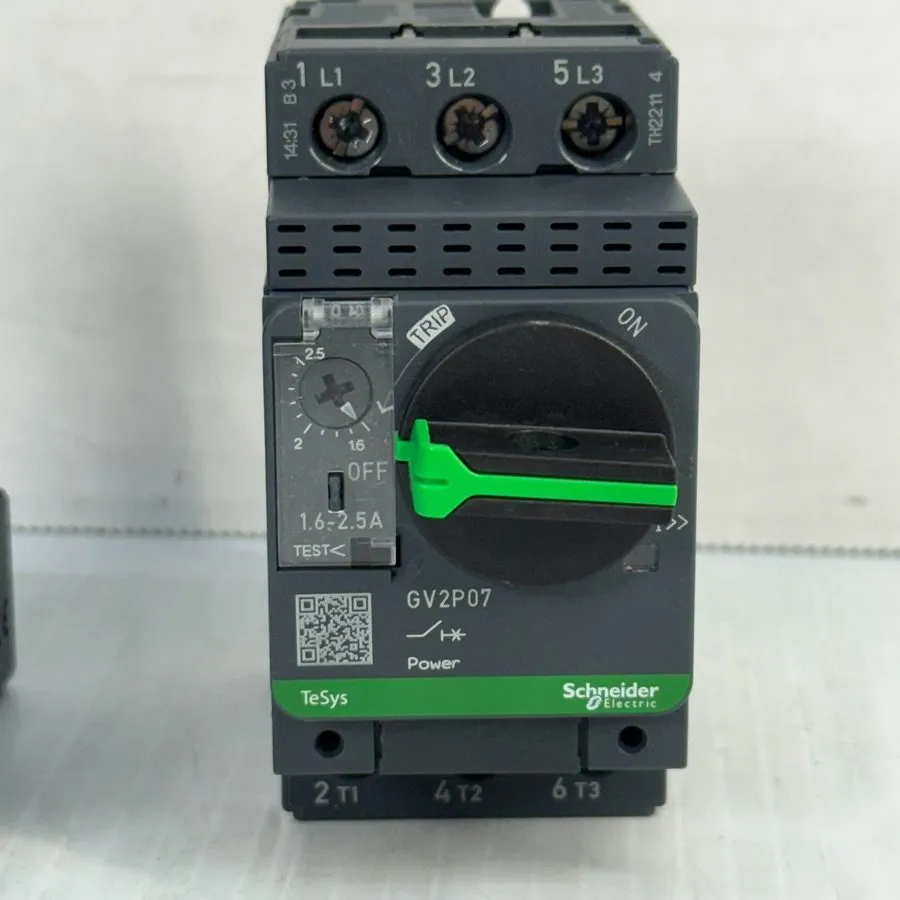 Автоматический выключатель Schneider Electric GV2P07 Motor Circuit Breaker 1.6–2
