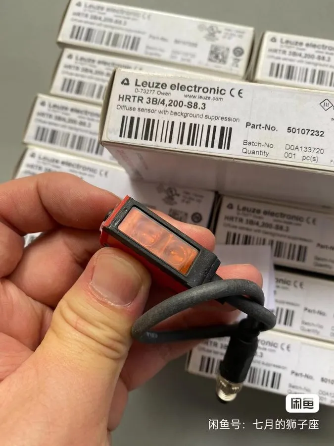 Датчик Leuze sensor HRTR3B4200S83