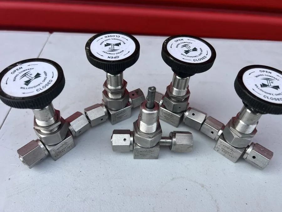 Клапан Swagelok SS-4BK-V51 Stainless Steel Bellows Sealed Valve FNSP — фото лота 1