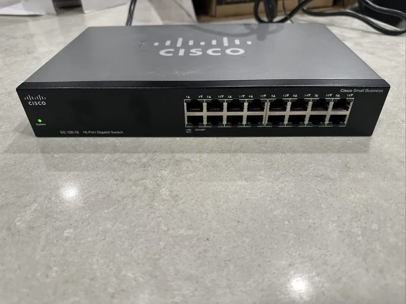 Коммутатор Cisco SG100-16 16 Port Unmanaged Gigabit Ethernet Switch Business Rac
