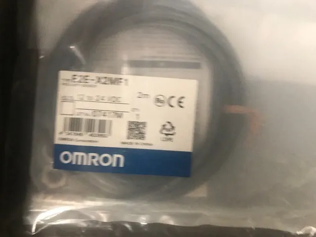 Датчик приближения Omron E2E-X2MF1 Proximity Sensor