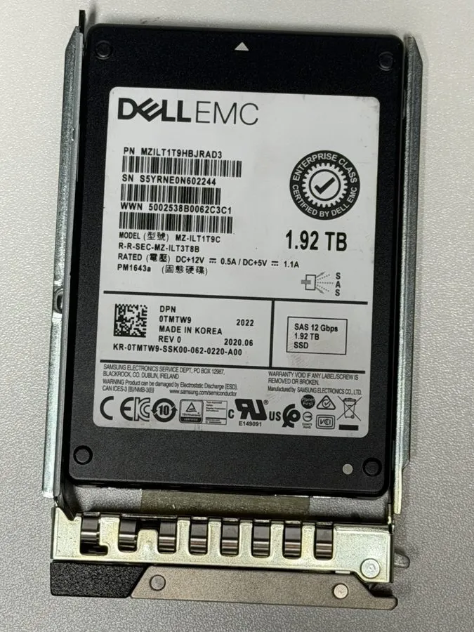 SSD-накопитель DELL Samsung PM1643a 1.92TB SAS SSD Solid State Drive MZ-ILT1T9C 
