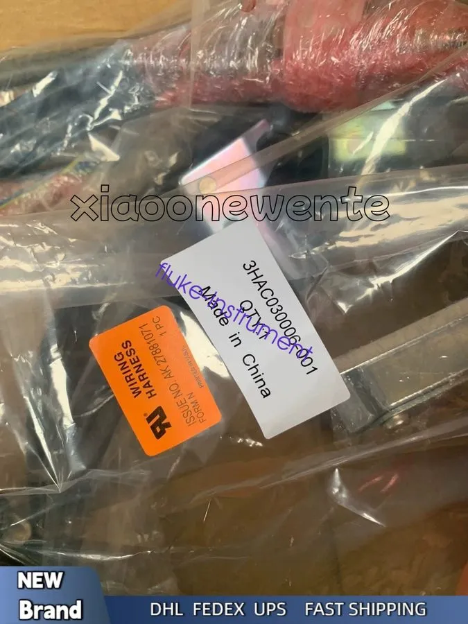 Робот 3HAC030006-001