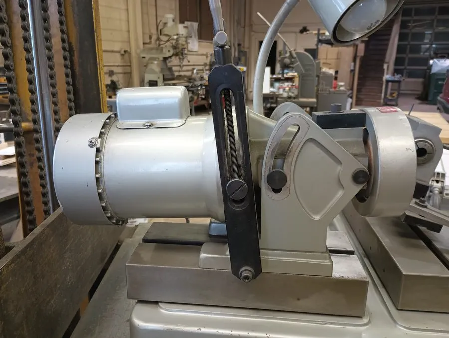 Режущий инструмент Cutter Master FCG-30 Tool Grinder/ End Mill Sharpener