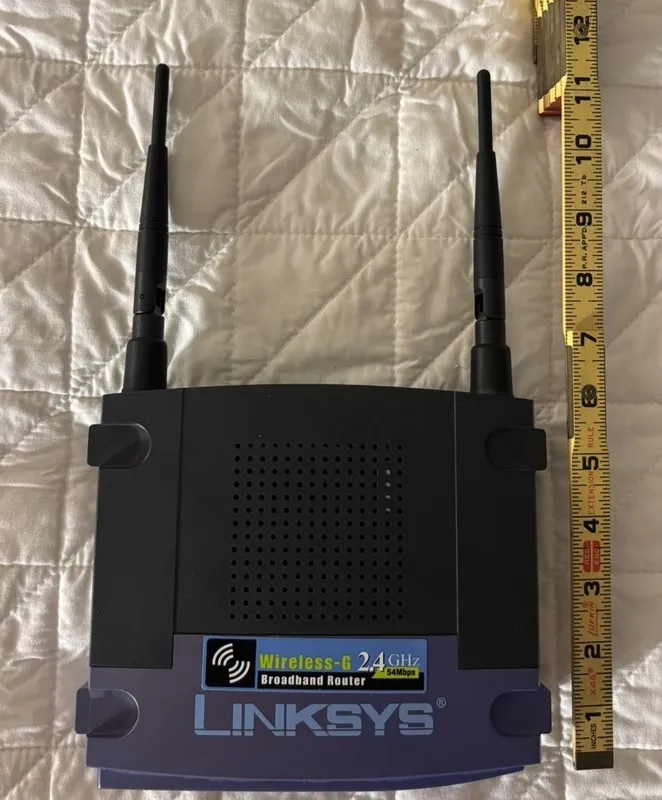 Маршрутизатор Linksys Wireless Router WRK54G Broadband 2.4GHz Cisco With 4-Port 