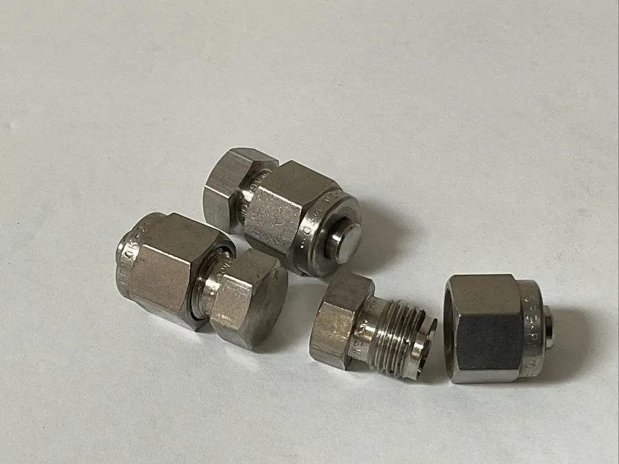 Фитинг 2 Swagelok Stainless Steel Cap Fitting, 1/4" Tube Cap SS-400-C — фото лота 2