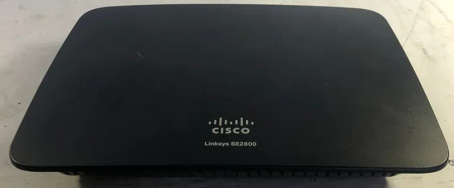 Коммутатор Cisco Linksys SE2800 8-Port Gigabit Ethernet Desktop Network Switch