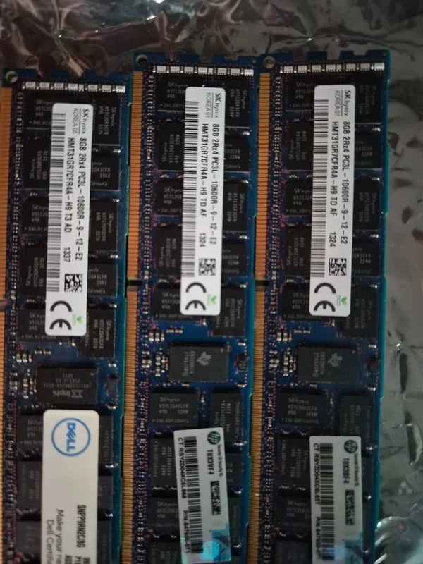 Модуль памяти Hynix 8GB 2Rx4 PC3-10600R DDR3 ECC Server RAM HMT31GR7CFR4A-H9