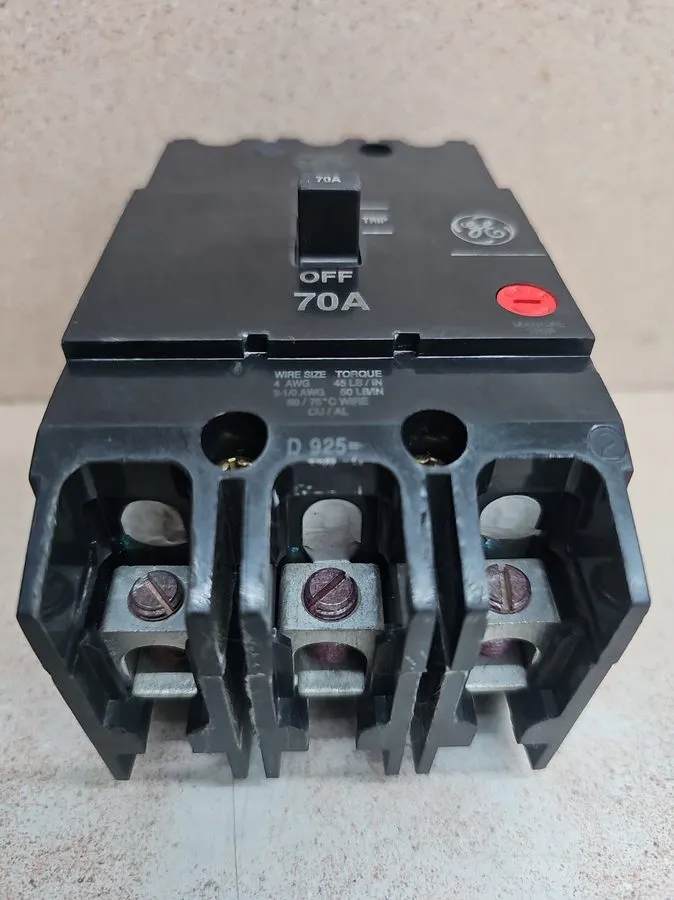 Автоматический выключатель ABB / General Electric GE TEY370 3p 70a 480v Circuit 