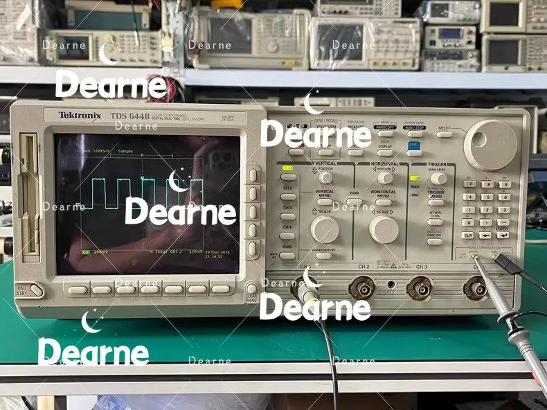 Осциллограф Tektronix TDS 644B 500M Oscilloscope