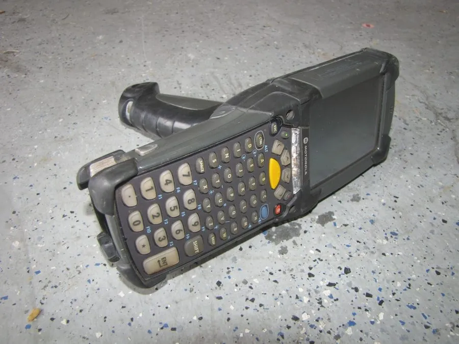 Сканер штрих-кода Motorola MC9190-G30SWEYA6WR 2D/1D Scanner Windows CE 6.0 WiFi 