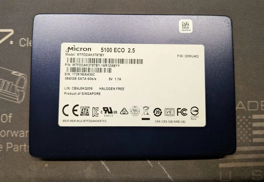 SSD-накопитель Micron 5100 ECO 3.84TB SATA 6Gb/s 2.5" SSD 0VFR02 MTFDDAK3T8TBY