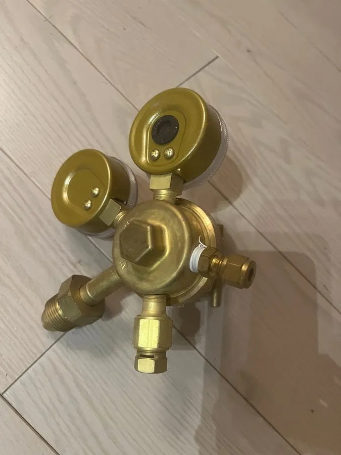 Трубопроводная арматура VICTOR MEDALIST P250-500-580 Inert Gas Pressure Regulato