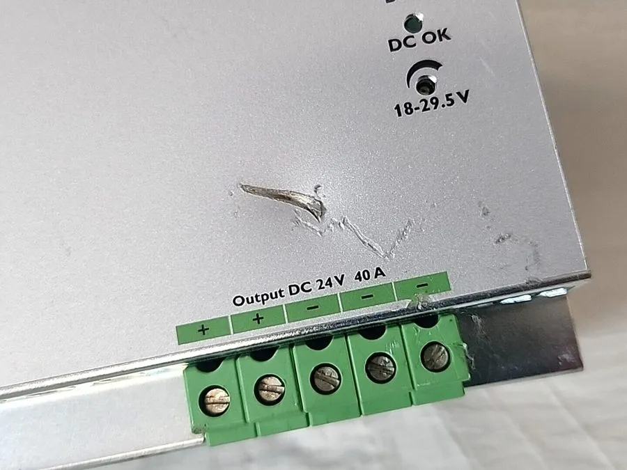 Блок питания Phoenix 2866789 QUINT-PS/1AC/24DC/40 Switching Power Supply